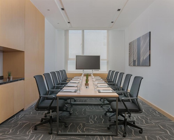Seda Bonifacio Global City - Multiple Use Hotel image 10